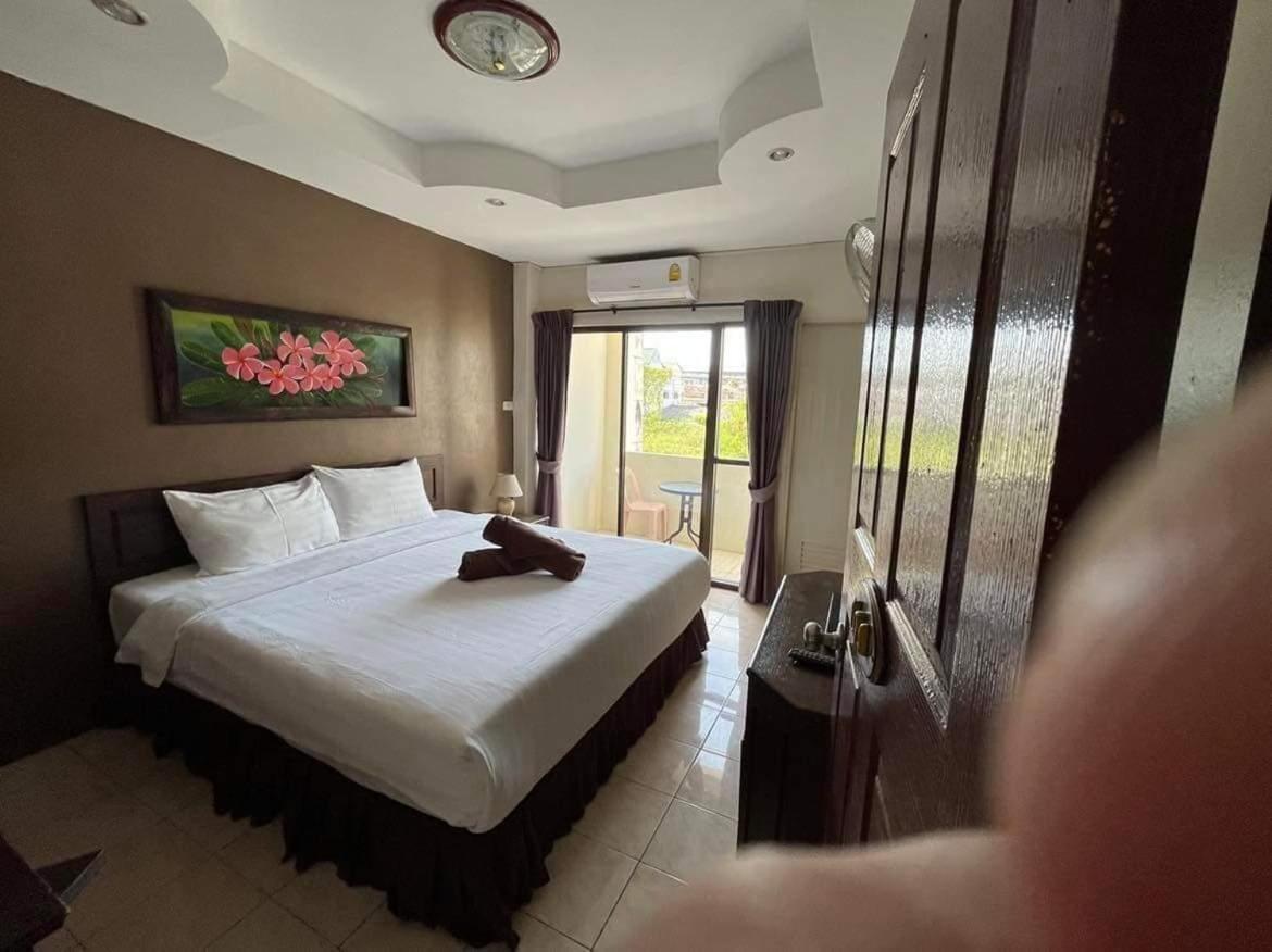 The Links Hotel Pattaya Exterior photo